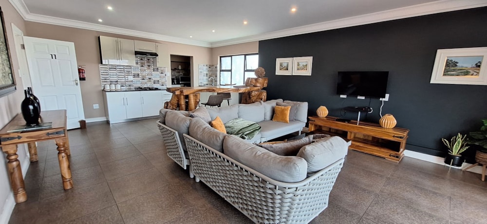 Townhouse for sale in Umgeni Park - 1ND1685881