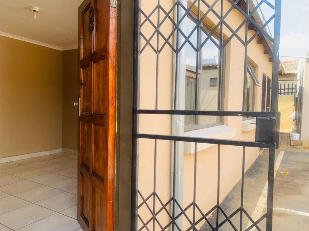 House sold in Tsakane - 1BJ1687315 House sold in Tsakane - 1BJ1687315