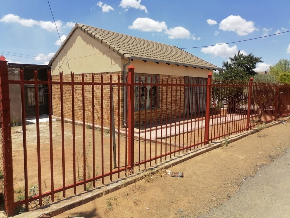 House sold in Hillside, Bloemfontein - 1BX1685954 House sold in Hillside, Bloemfontein - 1BX1685954