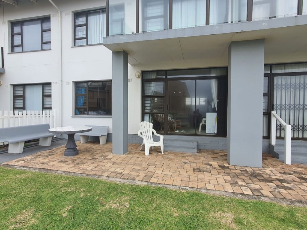 Apartment for sale in Glenmore Beach - 1PD1685939