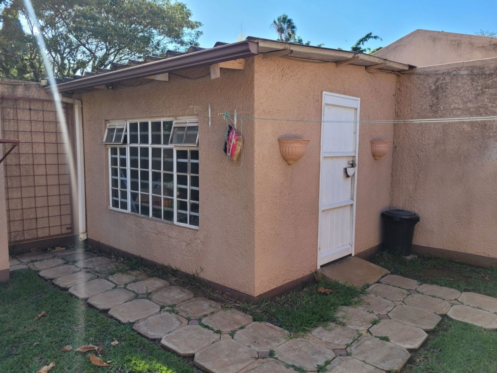 Townhouse sold in Avondale West, Zimbabwe - 3ZB1686087 Townhouse sold in Avondale West, Zimbabwe - 3ZB1686087