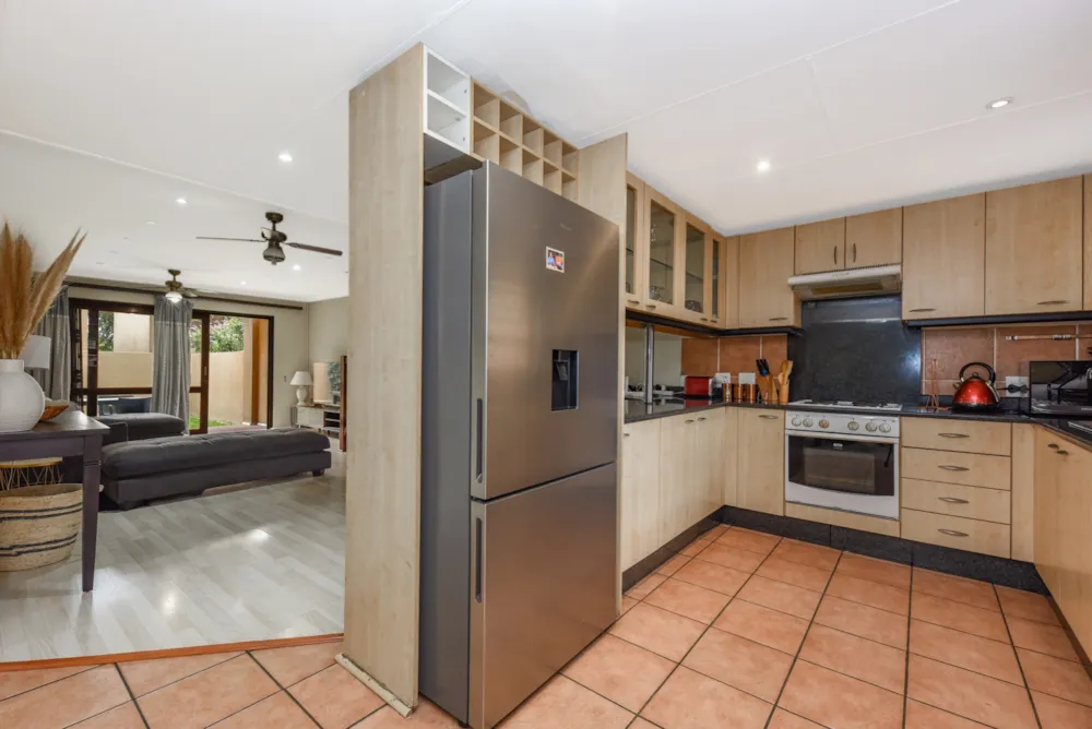 Townhouse for sale in Douglasdale - FW1743443 Townhouse for sale in Douglasdale - FW1743443