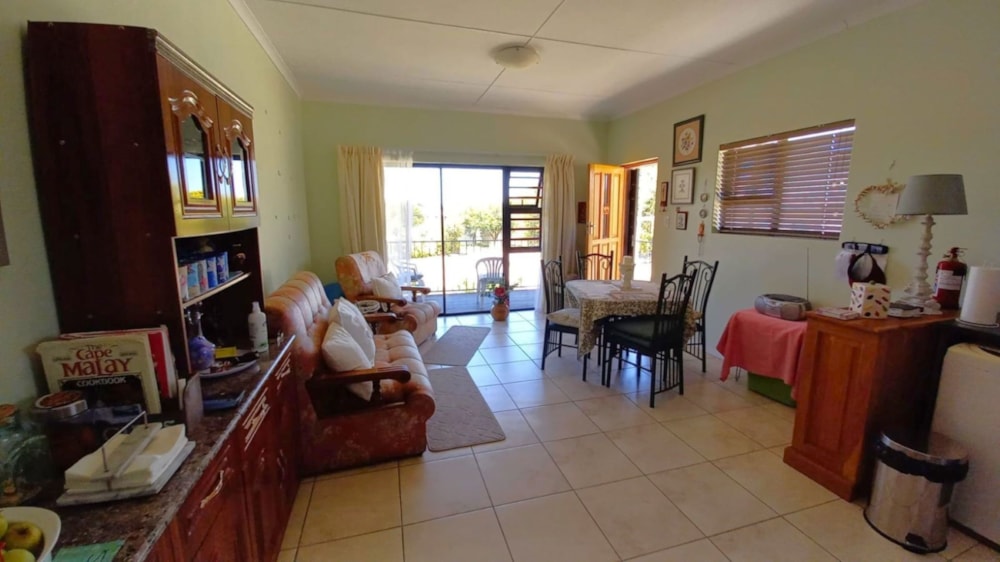 Retirement apartment for sale in West Bank, Oudtshoorn - 1OU1687031