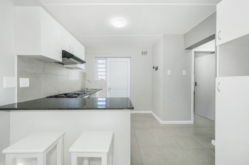 Apartment for sale in Fairview, Port Elizabeth, Gqeberha - 1PLZ1686187