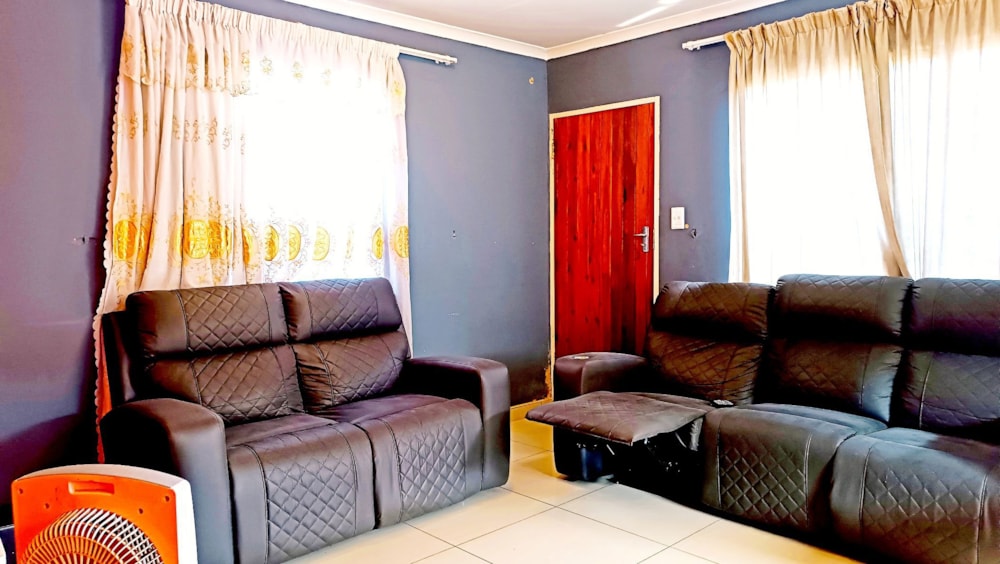 House for sale in Windmill Park - BOK1686415