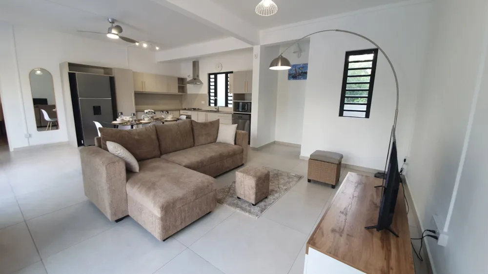 House to rent in Grand Baie, Grand Bay, Mauritius - MPR1754515