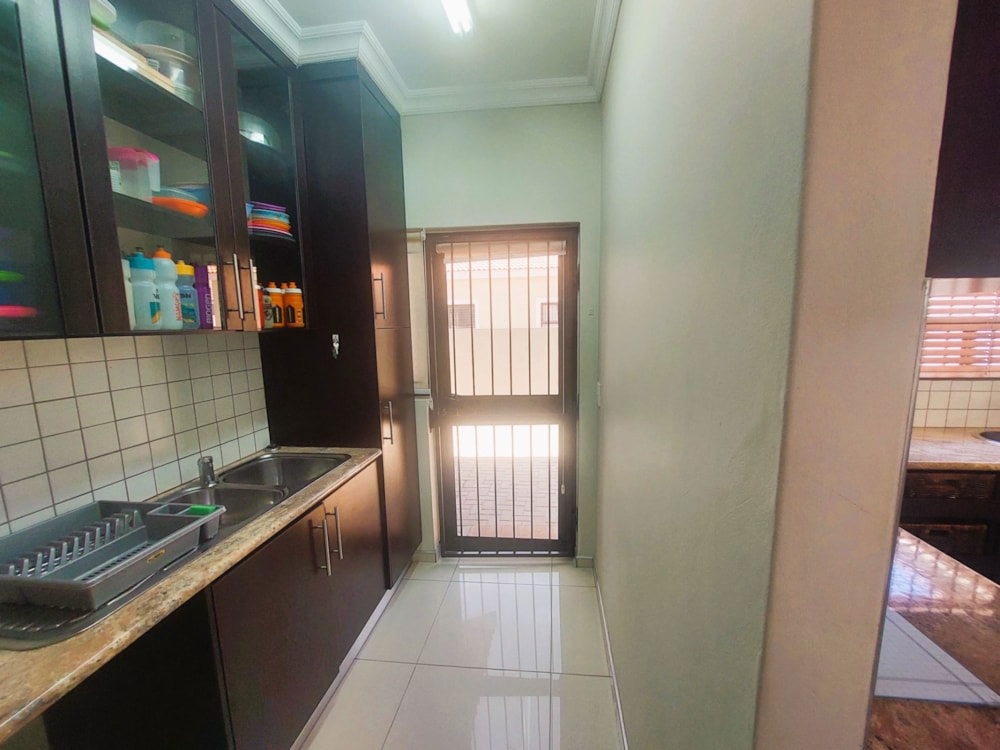 House sold in Ocean View, Namibia - 3NM1686365