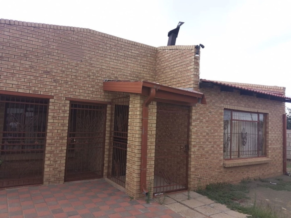House for sale in Rocklands, Kagisanong - 1BX1686823