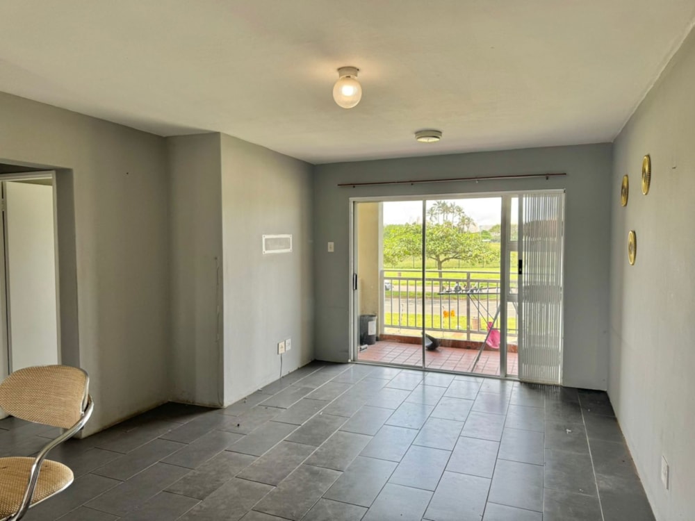 Apartment for sale in North Beach Durban - 1DA1686394 Apartment for sale in North Beach Durban - 1DA1686394
