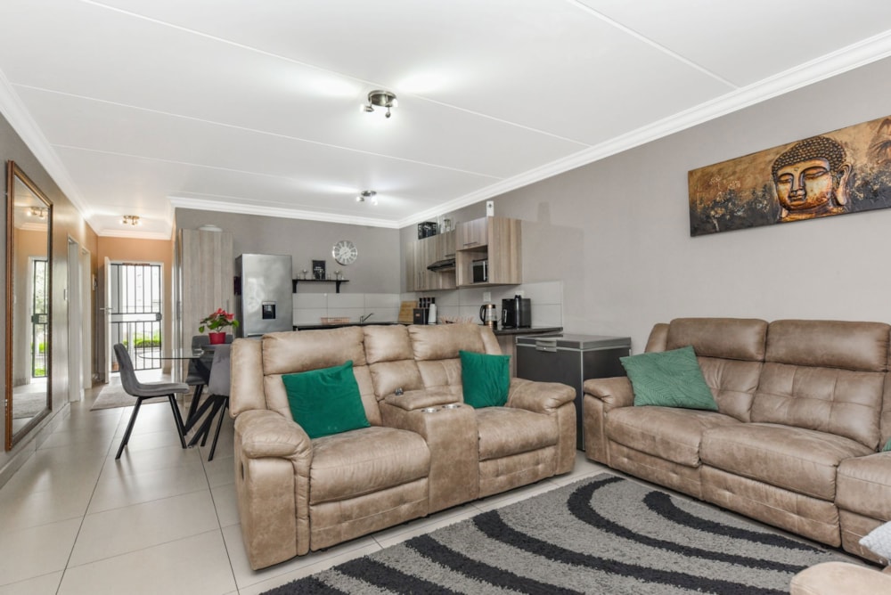 Apartment for sale in Chartwell - FW1686788