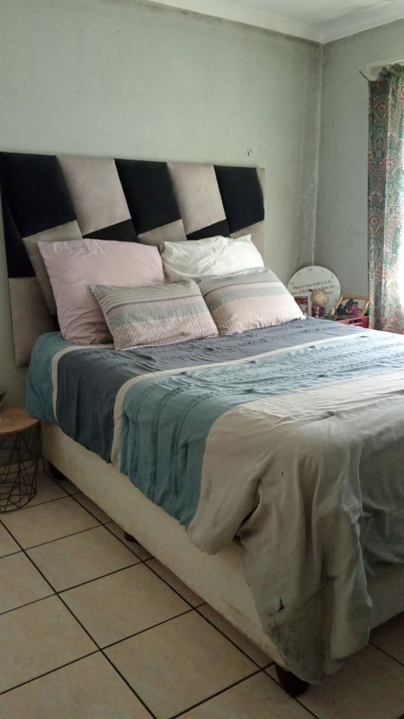 House to rent in Esikhawini - 1RY1686427 House to rent in Esikhawini - 1RY1686427