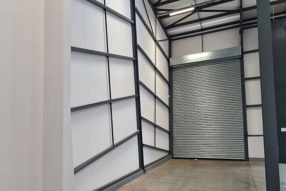 Commercial industrial property to rent in Riverside Industrial Park - 1NS1686454 Commercial industrial property to rent in Riverside Industrial Park - 1NS1686454