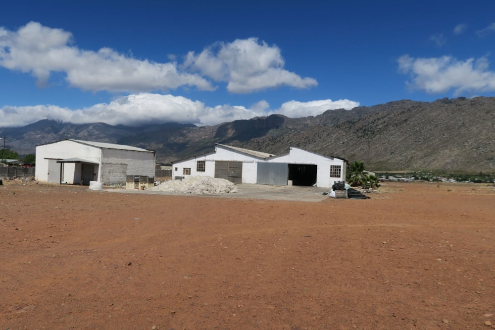 Commercial industrial property for sale in Prince Alfred Hamlet - RV1686468 Commercial industrial property for sale in Prince Alfred Hamlet - RV1686468