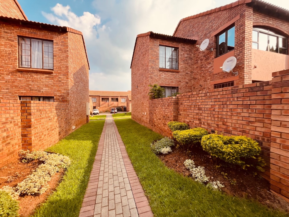 Apartment for sale in Mooikloof Ridge - PT1687054 Apartment for sale in Mooikloof Ridge - PT1687054