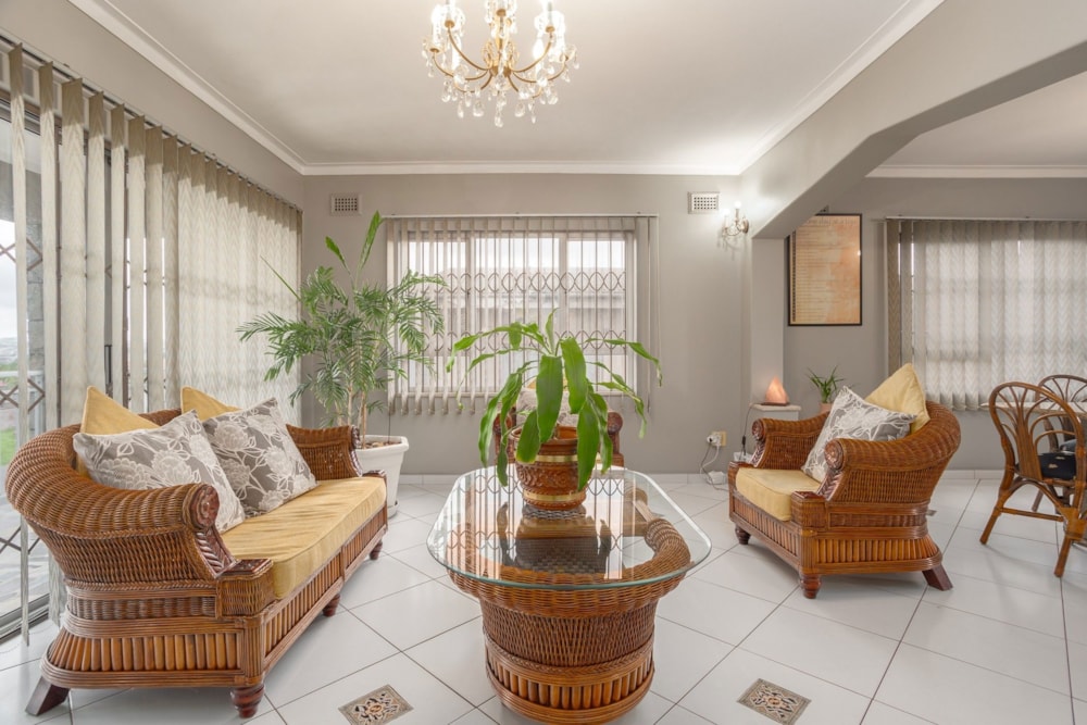 House for sale in Chatsworth, KwaZulu-Natal - 1WP1686586 House for sale in Chatsworth, KwaZulu-Natal - 1WP1686586