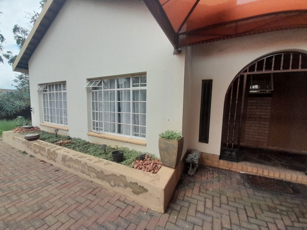 House for sale in Vanderbijlpark SE 6 - 1VT1686615