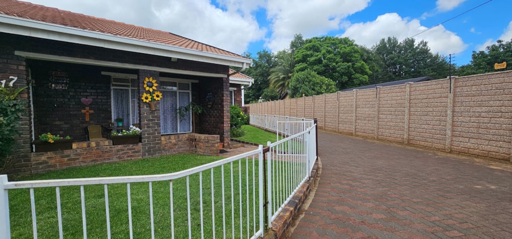 Townhouse for sale in Duncanville - 1VT1686737