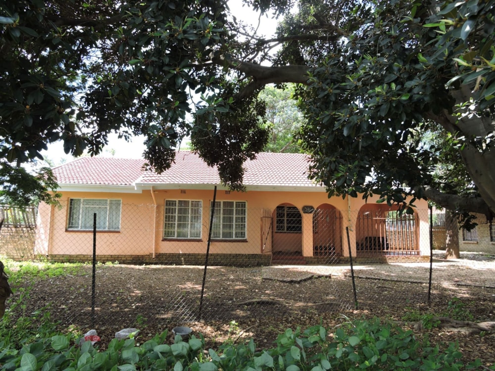 Smallholding for sale in Mooinooi - 1RU1686805