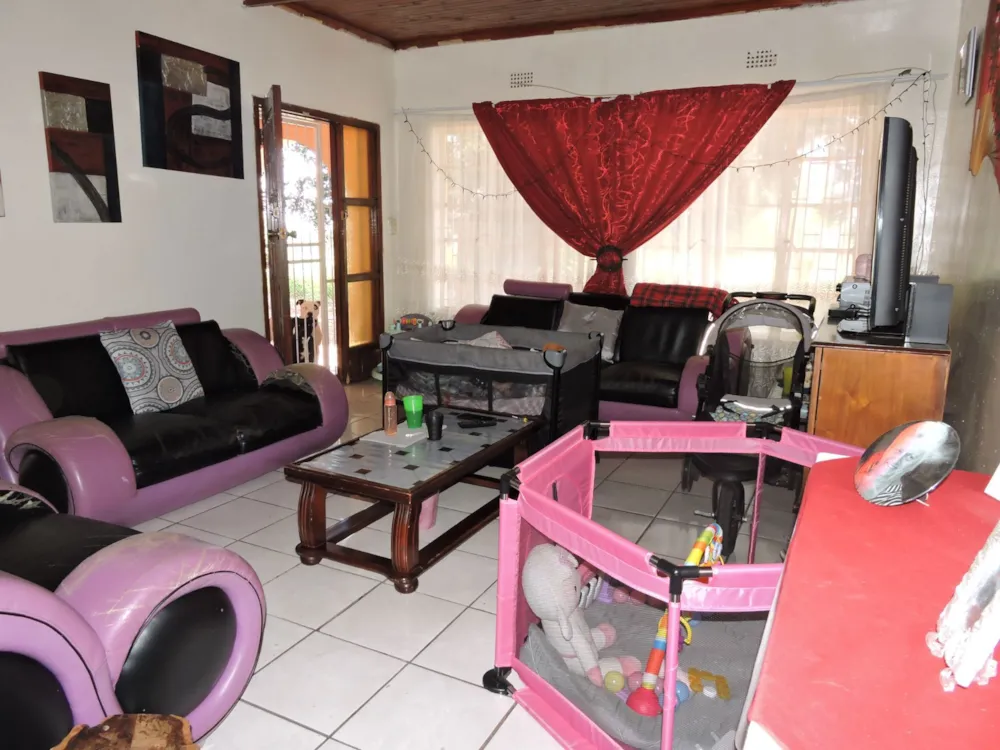Smallholding for sale in Mooinooi - 1RU1686805