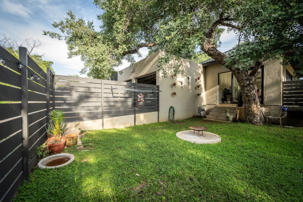 Cluster sold in Zandspruit Bush & Aero Estate - 1HS1687005 Cluster sold in Zandspruit Bush & Aero Estate - 1HS1687005