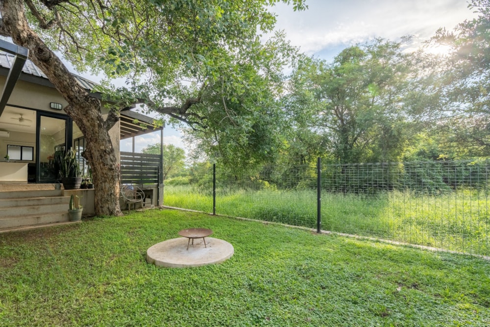 Cluster sold in Zandspruit Bush & Aero Estate - 1HS1687005 Cluster sold in Zandspruit Bush & Aero Estate - 1HS1687005