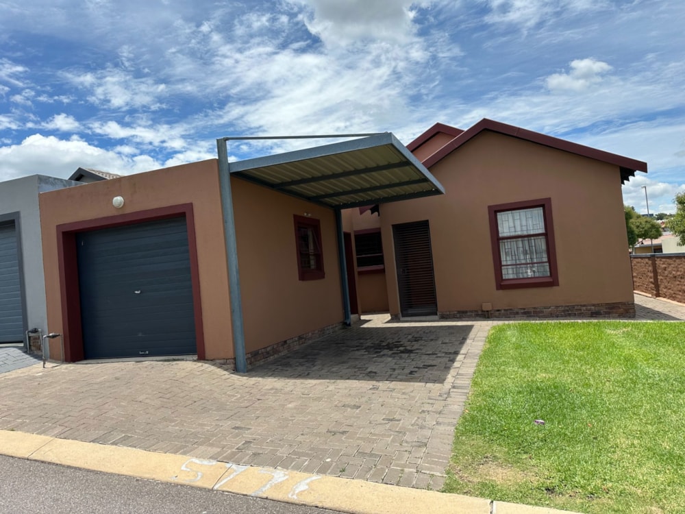 Townhouse for sale in Kosmosdal - CN1687103