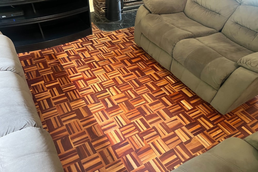 Double-storey apartment let in Kenilworth, Cape Town - RBL1687150 Double-storey apartment let in Kenilworth, Cape Town - RBL1687150