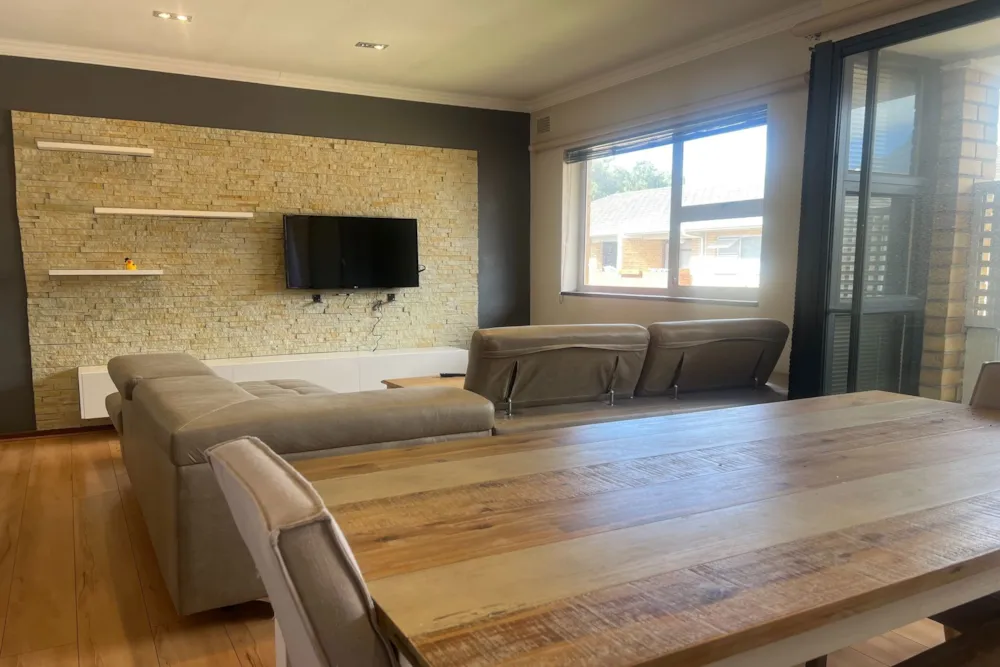 Apartment let in Kenilworth, Cape Town - RBL1726824 Apartment let in Kenilworth, Cape Town - RBL1726824