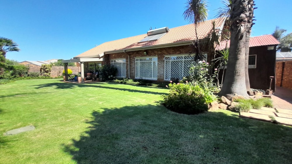 House for sale in Vanderbijlpark SE 3 - 1VT1687285