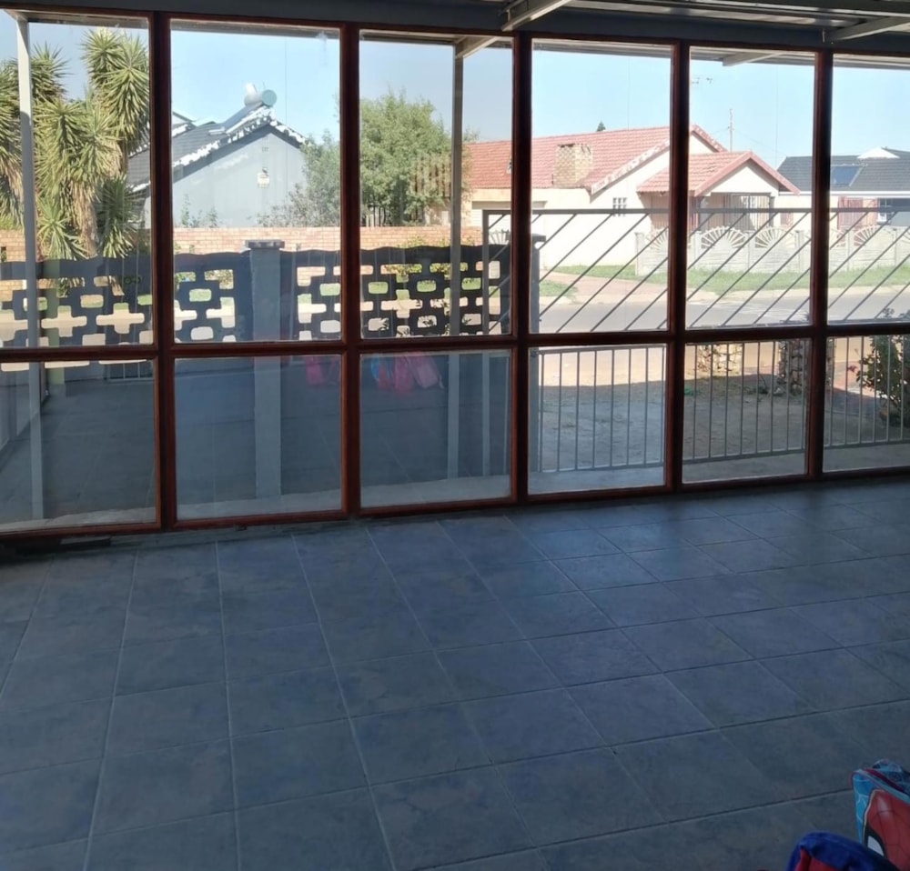 House sold in Lenasia South - 1GV1687296 House sold in Lenasia South - 1GV1687296