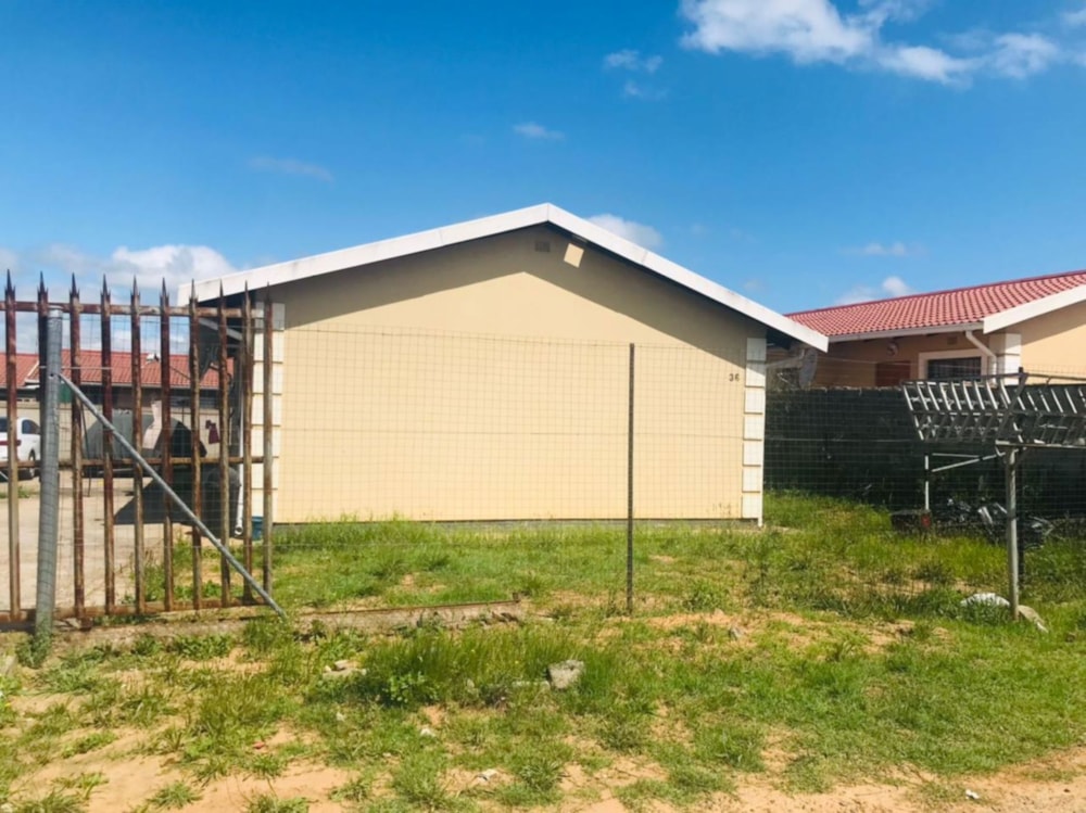 Apartment for sale in Mthatha Central - 1MH1687351