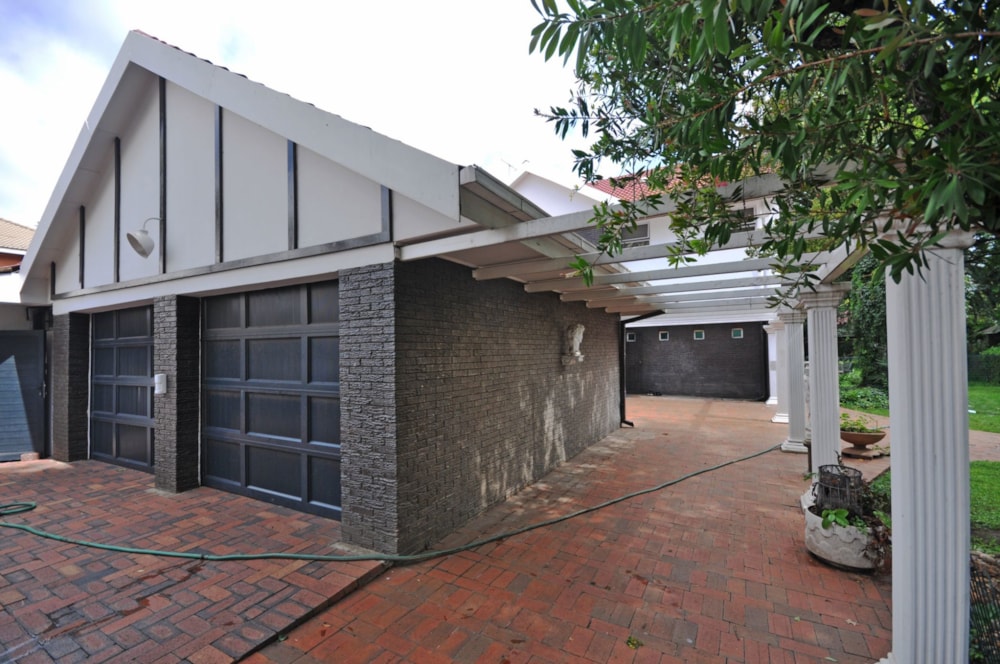 Double-storey house for sale in Three Rivers Proper - 1VT1689406 Double-storey house for sale in Three Rivers Proper - 1VT1689406