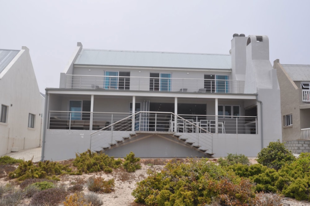 Double-storey house for sale in Lamberts Bay - LA1687534