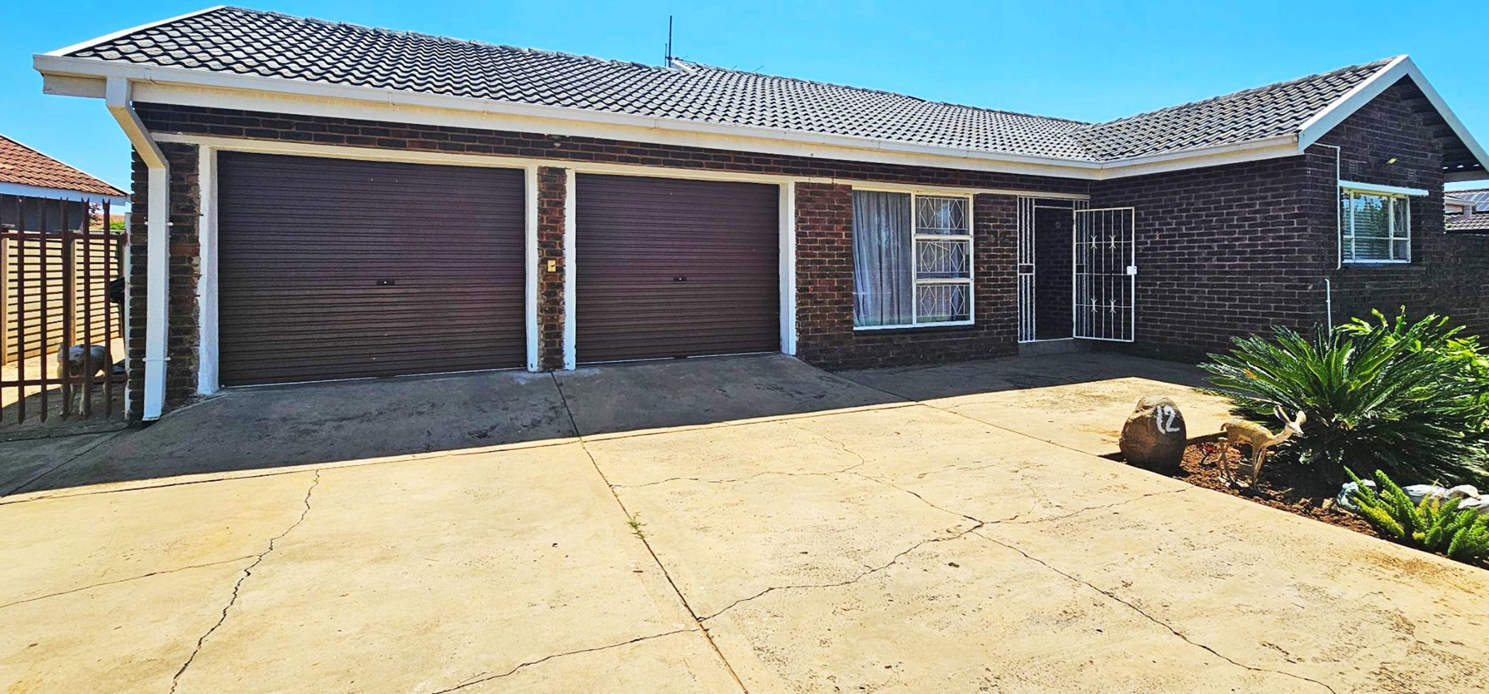 House for sale in Falcon Ridge - 1VT1687436