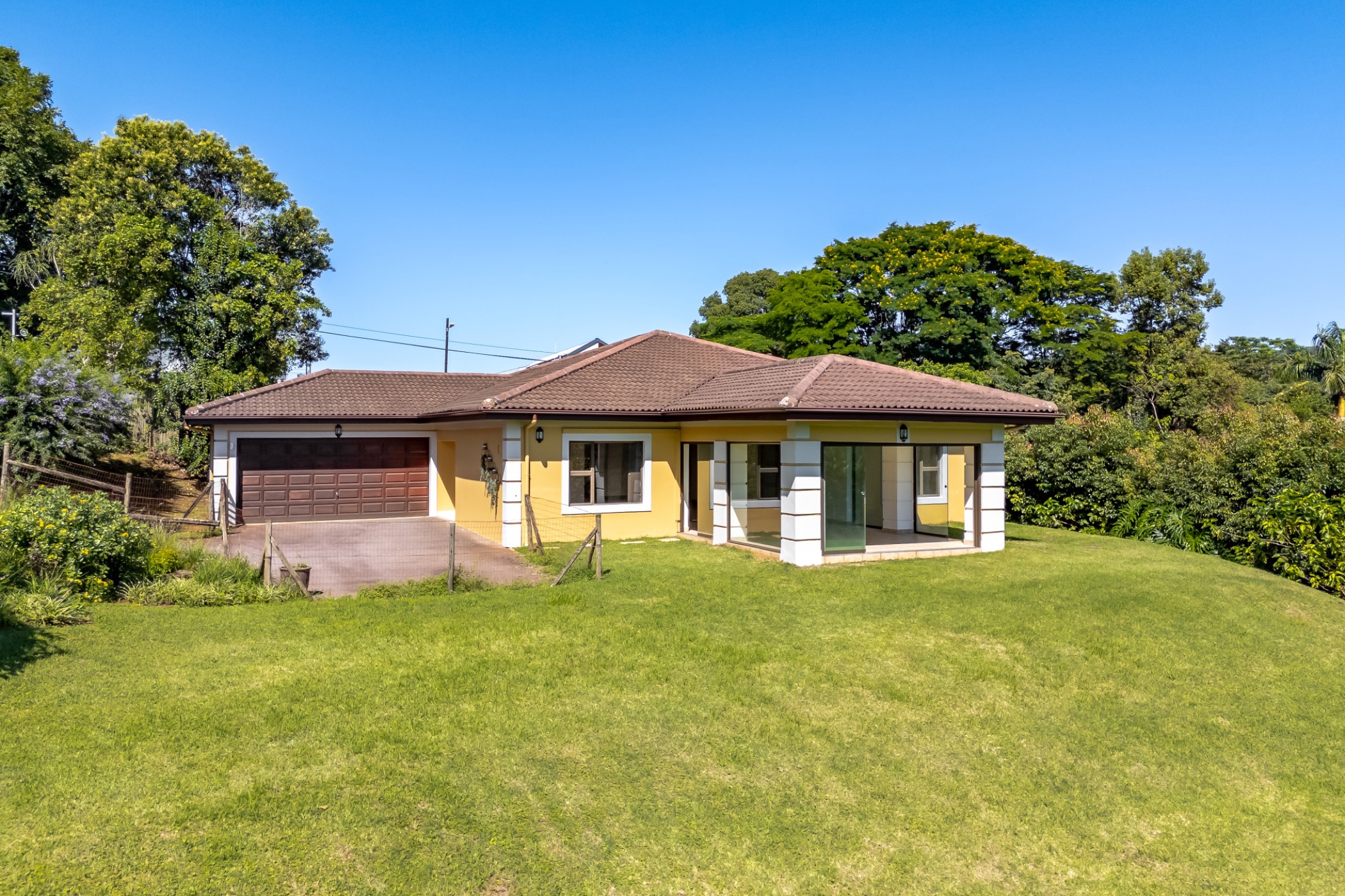 Townhouse sold in Hillcrest, Upper Highway - 1KF1687739