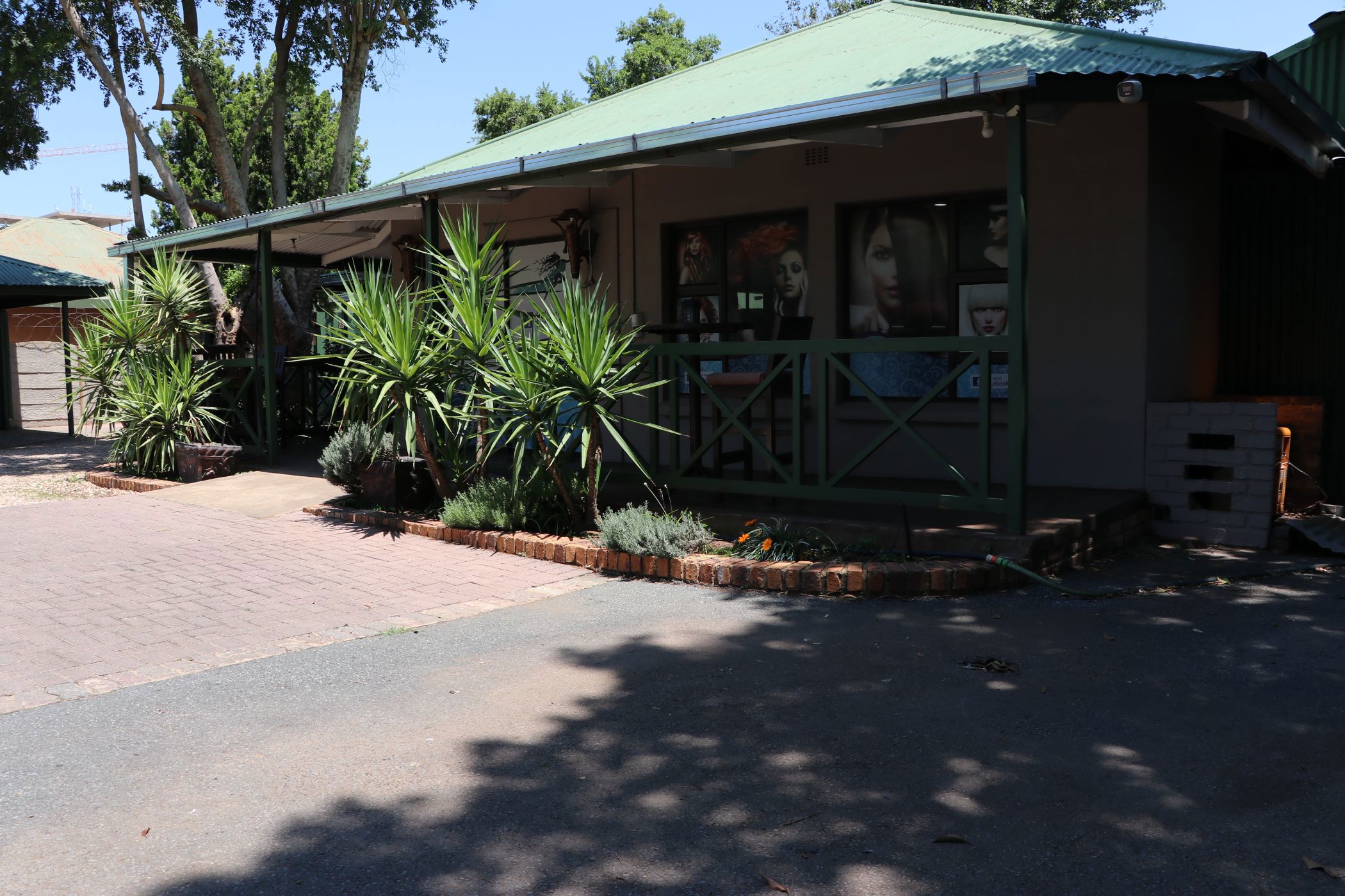 Commercial Building for sale in Three Rivers North - 1VT1687420