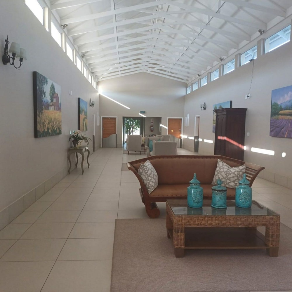 Bachelor retirement apartment for sale in Louisvale - 1KAH1687466 Bachelor retirement apartment for sale in Louisvale - 1KAH1687466