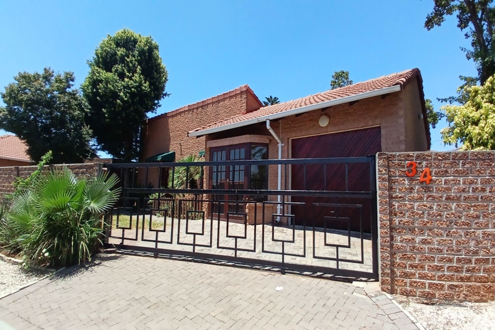 Cluster let in Radiokop - RAL1687483 Cluster let in Radiokop - RAL1687483