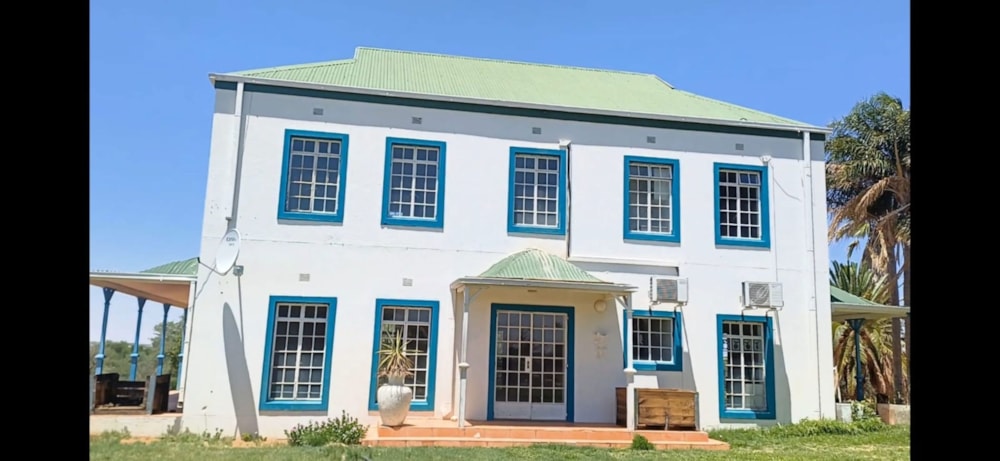 Double-storey house to rent in Kalahari Farms - 1KAH1687875 Double-storey house to rent in Kalahari Farms - 1KAH1687875