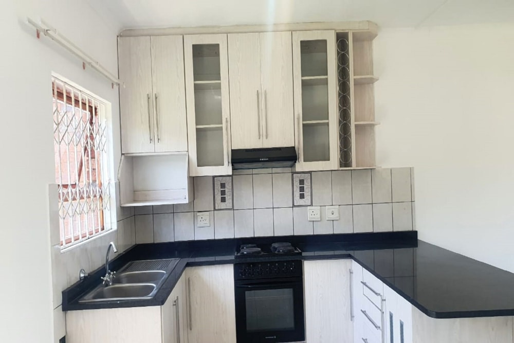 Townhouse sold in Bisley - 1PM1687690 Townhouse sold in Bisley - 1PM1687690