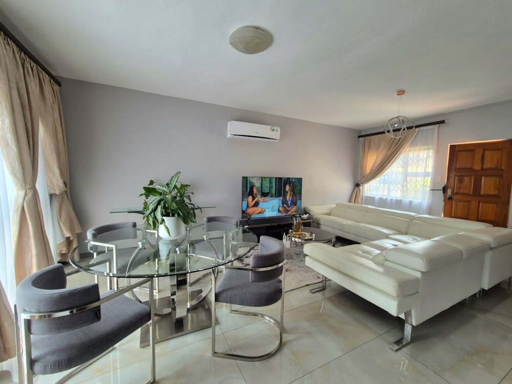 Townhouse to rent in Wildenweide - 1RY1716858