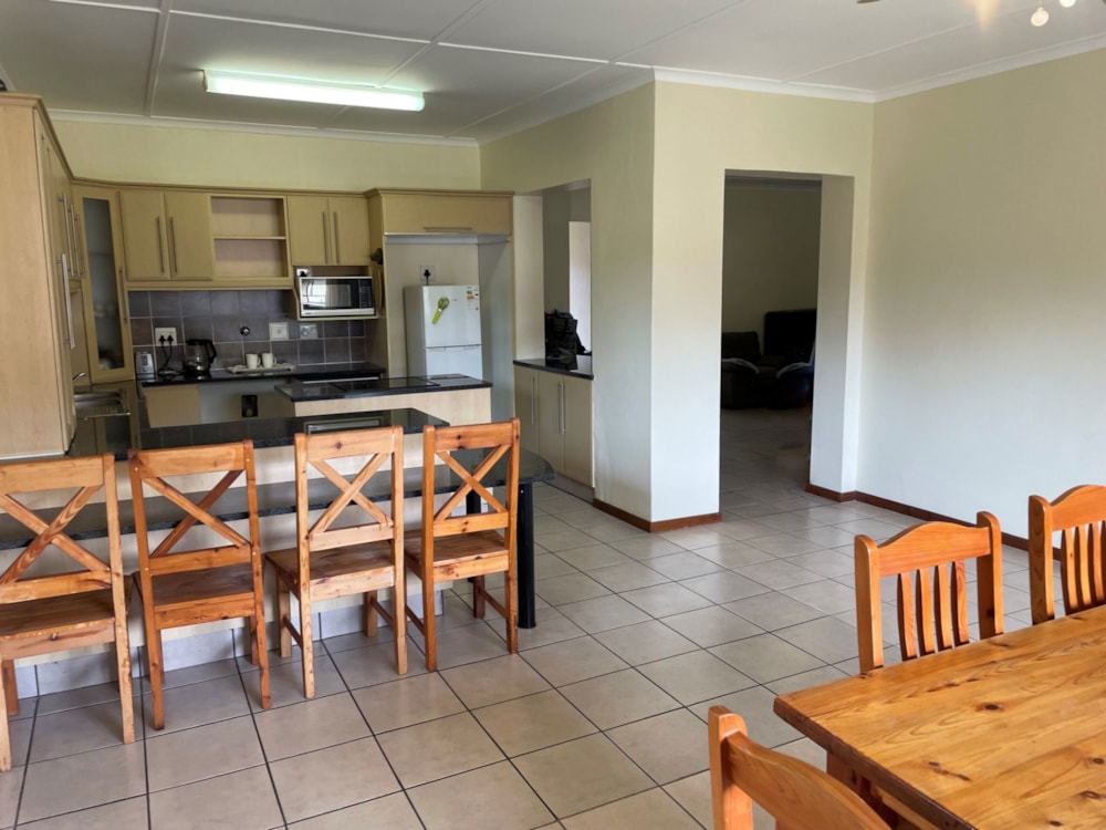 Townhouse let in Scottsville, Pietermaritzburg - 1PM1687731