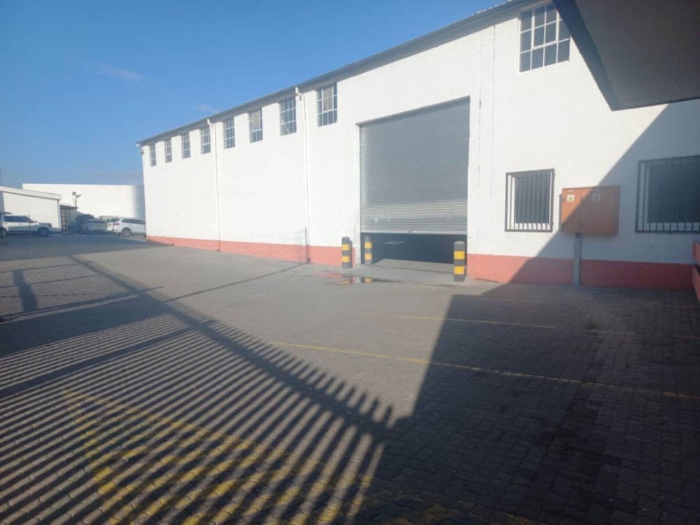 Commercial industrial property to rent in Southern Industrial Area, Namibia - 3NM1687776 Commercial industrial property to rent in Southern Industrial Area, Namibia - 3NM1687776