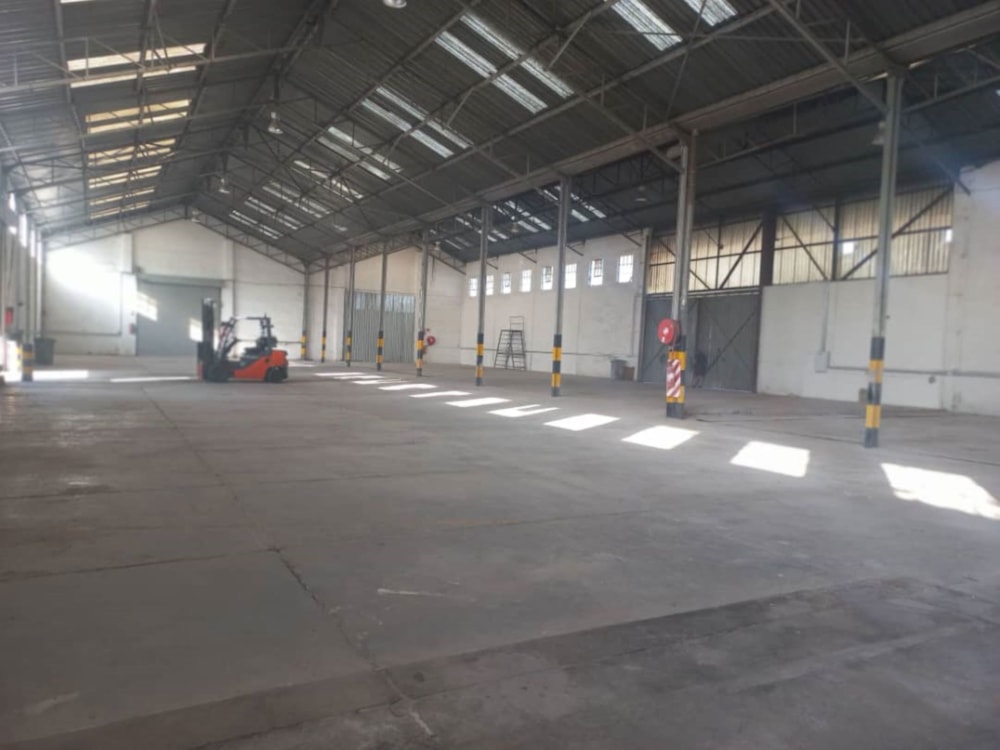 Commercial industrial property to rent in Southern Industrial Area, Namibia - 3NM1687776 Commercial industrial property to rent in Southern Industrial Area, Namibia - 3NM1687776