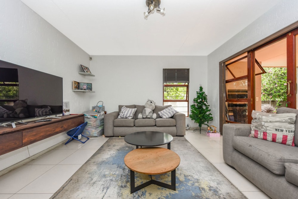 House sold in Sunninghill Gardens - FW1687861 House sold in Sunninghill Gardens - FW1687861