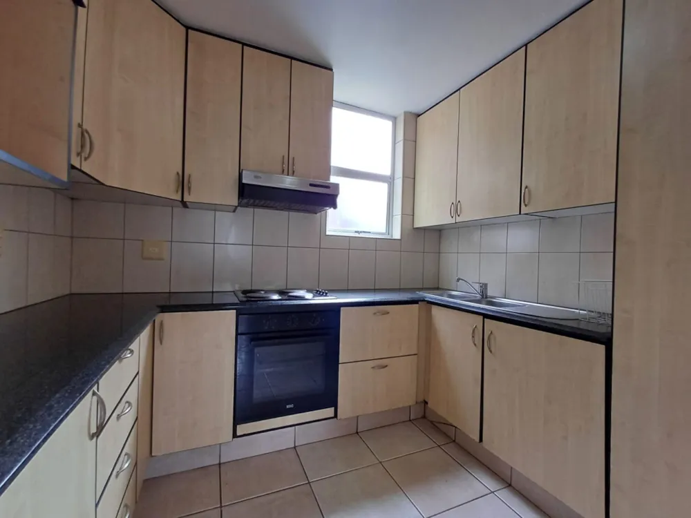 Apartment let in Morningside, Durban - 1DA1723997