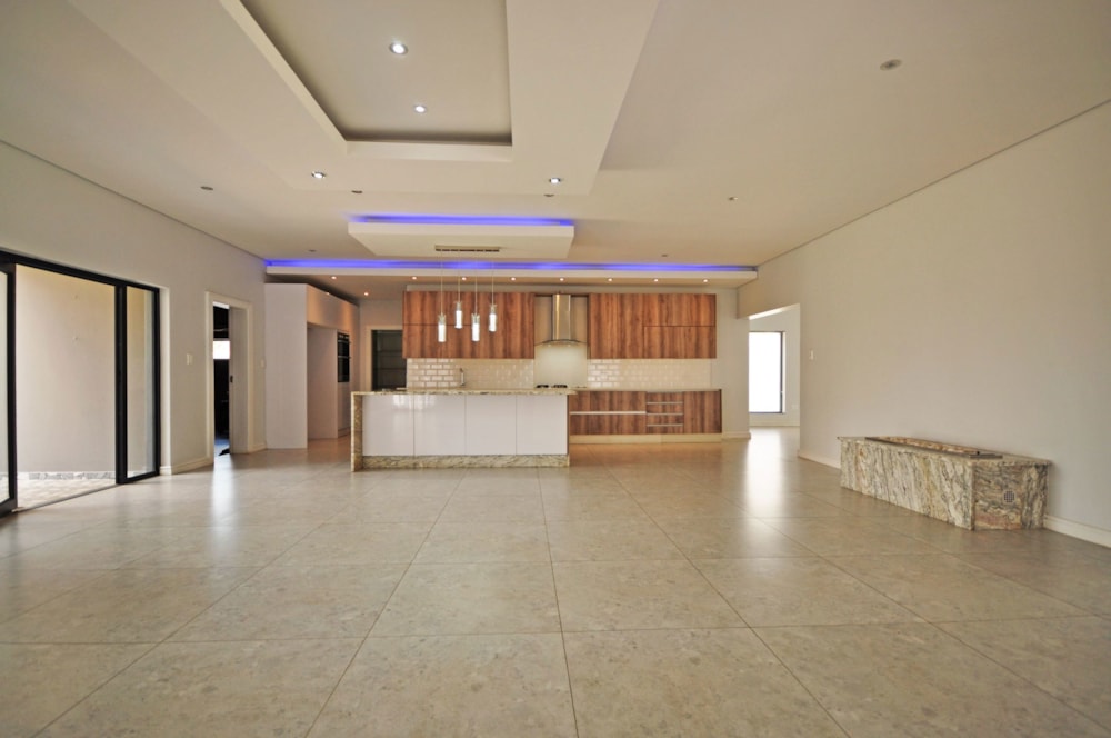 House for sale in Heron Banks Golf Estate - 1VT1688111 House for sale in Heron Banks Golf Estate - 1VT1688111