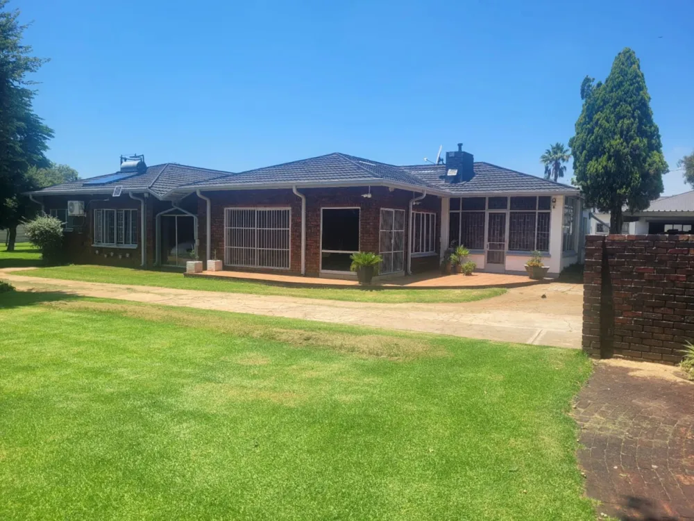 House for sale in Daggafontein - 1SP1687907