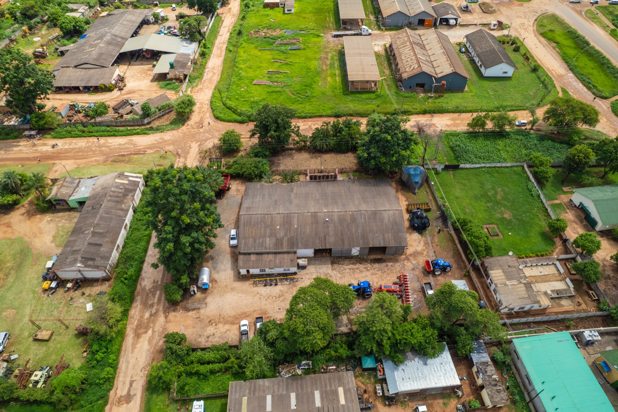 Commercial industrial property for sale in Chinhoyi, Zimbabwe - 3ZB1687922