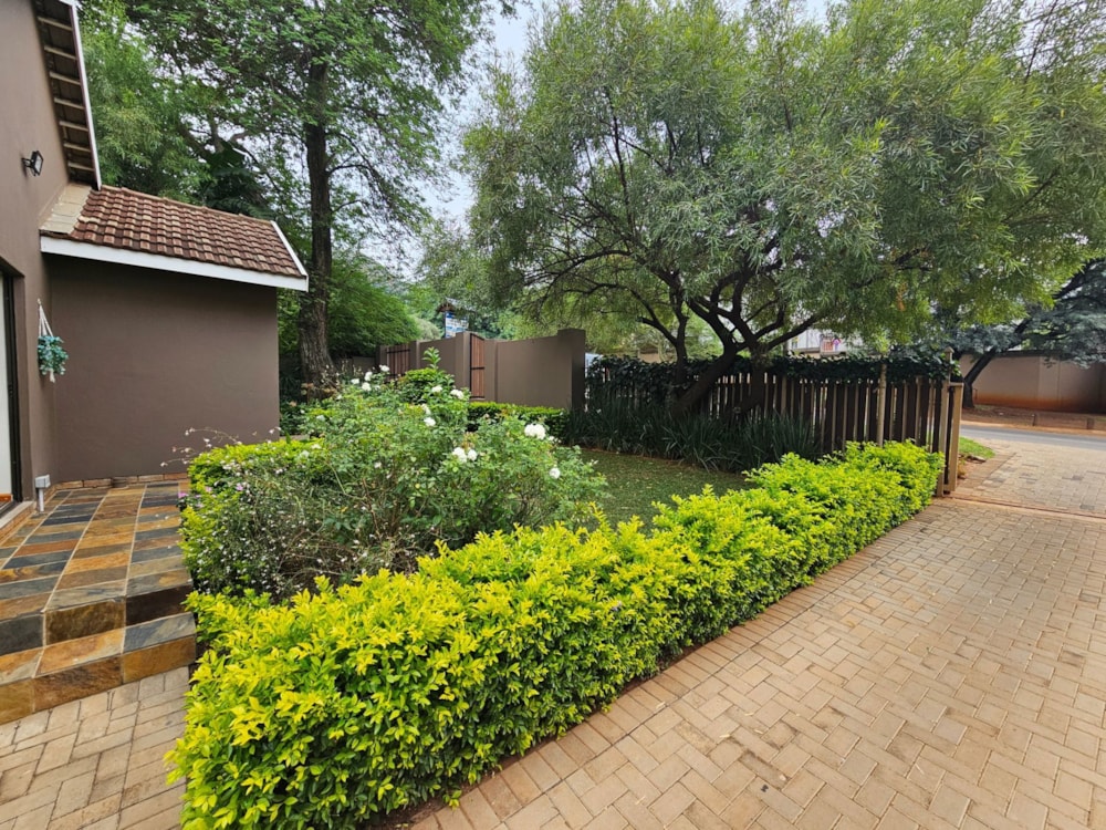 Commercial office let in Schoemansville - 1HR1687999 Commercial office let in Schoemansville - 1HR1687999